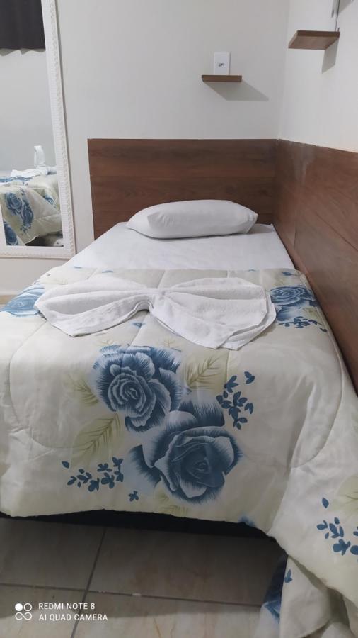 Pousada Quarto Com Tv,Ar,Frigobar,Wifi E Garagem Aparecida  Zewnętrze zdjęcie